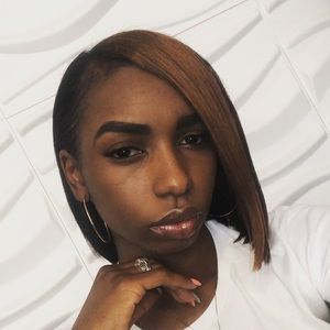 Meet your Posher, Sierra